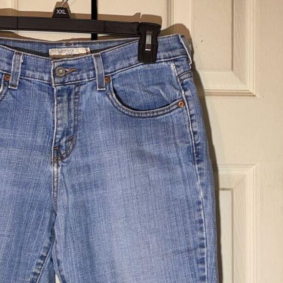 Levi's Vintage 515 Bootcut Jeans Cutoff Capris 6 - Picture 3 of 16